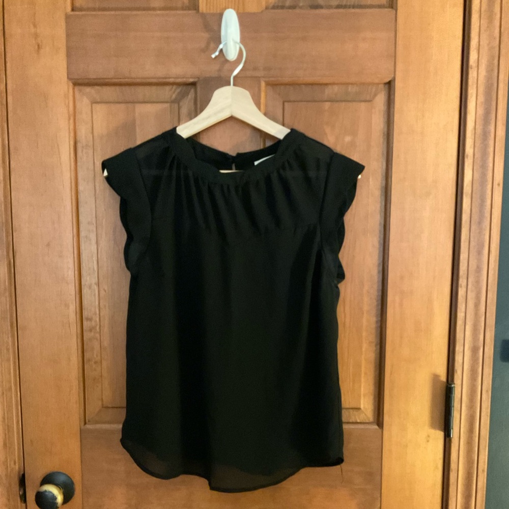 Black scallop edge blouse | Medium
